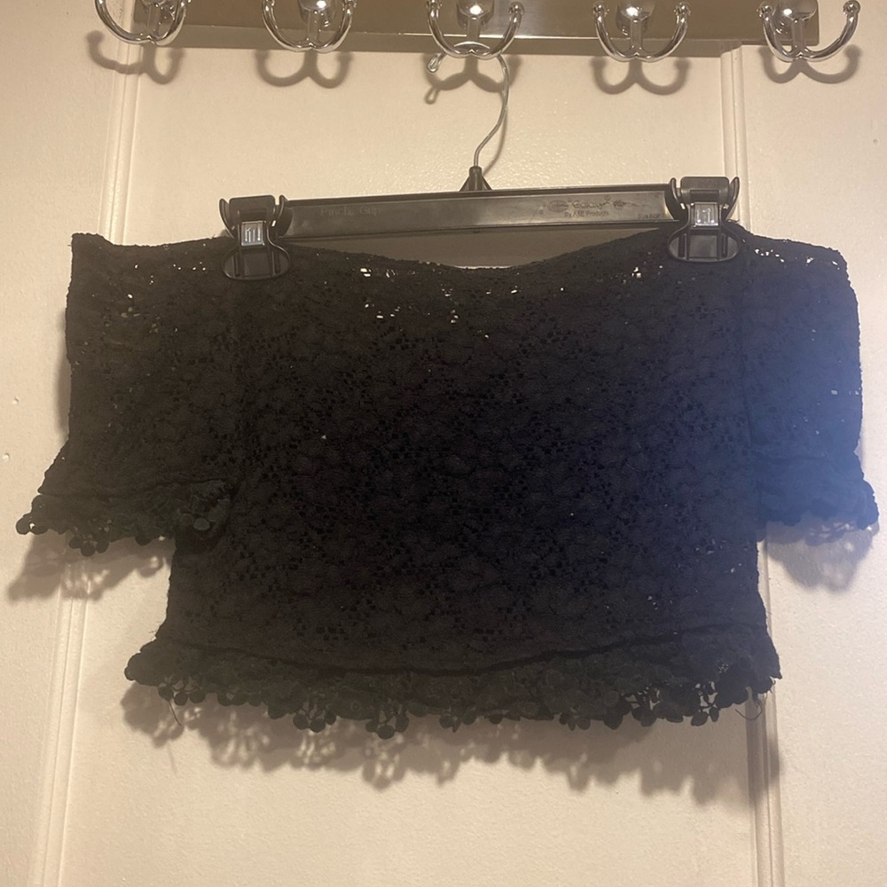 Sabo Skirt lace sheer off the shoulder crop top
